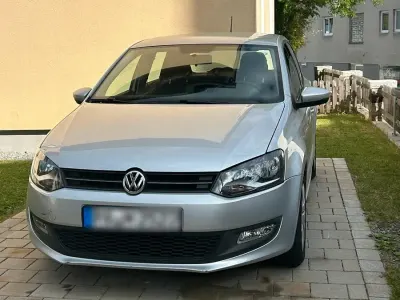 Gebraucht VW Polo 75 PS (55 kW) 2010 Grau Kleinwagen
