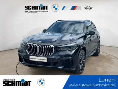 Gebraucht BMW X5 M Sport 286 PS (210 kW) 2022 (schwarz)  black sapphire SUV