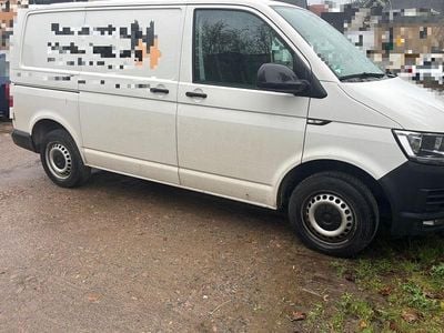 Gebraucht VW Transporter 102 PS (75 kW) 2018 Weiß Van