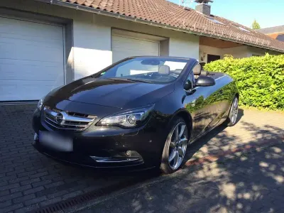 Gebraucht Opel Cascada Innovation 165 PS (121 kW) 2015 Schwarz Cabrio