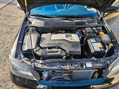 Gebraucht Opel Astra 147 PS (108 kW) 2001 Schwarz Coupé