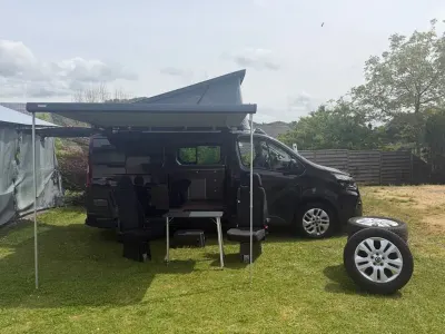 Gebraucht Nissan Primastar 170 PS (125 kW) 2024 Schwarz Van / Kleinbus