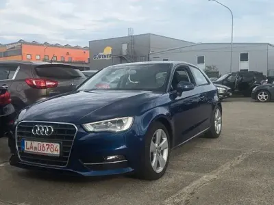 Gebraucht Audi A3 Ambition 122 PS (89 kW) 2013 Blau Limousine