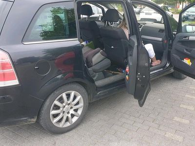 Gebraucht Opel Zafira 150 PS (110 kW) 2007 Schwarz Van / Kleinbus