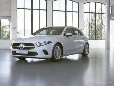 Gebraucht Mercedes A200 Progressive 163 PS (119 kW) 2019 Polarweiß uni Limousine