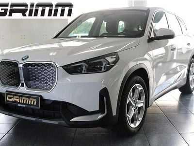 Alpinweiss iii Gebraucht 2023 BMW iX1 Performance SUV | 36.890 € (Fairer Preis)