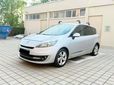 Gebraucht Renault Scénic III Bose Edition 110 PS (80 kW) 2012 Silber Van / Kleinbus