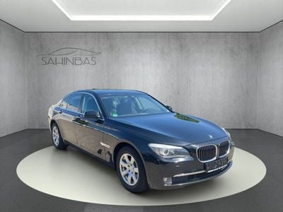 BMW 730