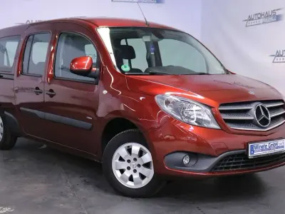 Gebraucht Mercedes Citan 111 Edition 110 PS (80 kW) 2016 Bornitrot metallic Van / Kleinbus