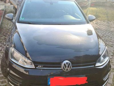 Gebraucht VW Golf VII Highline 125 PS (91 kW) 2015 Schwarz Kombi