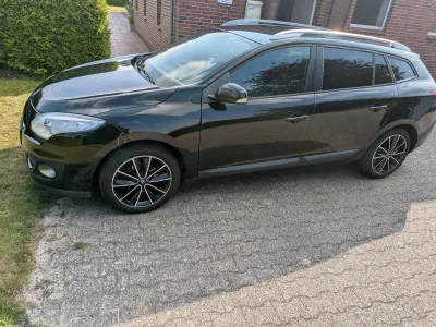 Occasion Renault Mégane GrandTour 110 ch (80 kW) 2013 Noir Break