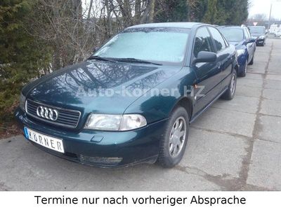 Grün Gebraucht 1996 Audi A4 S-Line Limousine | 799 €