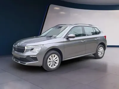 Neu Skoda Kamiq Selection 116 PS (85 kW) 2026 Graphitegrau metallic SUV