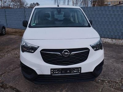 Gebraucht Opel Combo Life Innovation 76 PS (55 kW) 2019 Weiß Van / Kleinbus