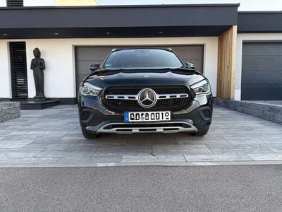 Mercedes GLA200
