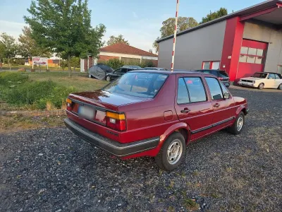 Gebraucht VW Jetta 54 PS (39 kW) 1985 Rot Limousine