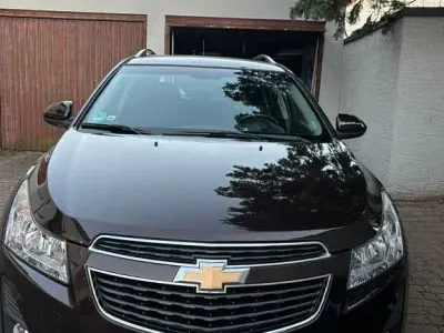 Gebraucht Chevrolet Cruze LT 131 PS (96 kW) 2012 Braun Kombi