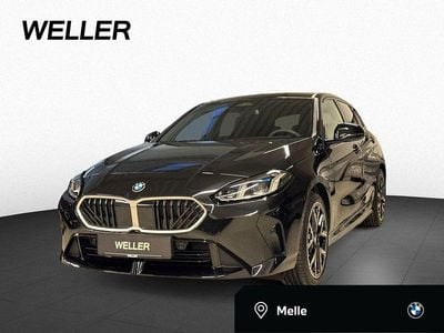Black sapphire (schwarz) Neu 2025 BMW 120 Comfort Edition Kleinwagen | 39.300 € (Fairer Preis)