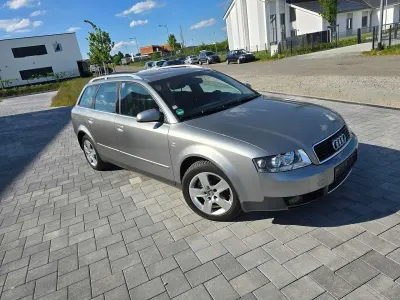 Gebraucht Audi A4 131 PS (96 kW) 2002 Grau Kombi