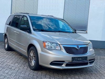 Lancia Voyager