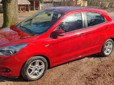 Gebraucht Ford Ka Cool & Sound Edition 86 PS (63 kW) 2017 Rot Limousine