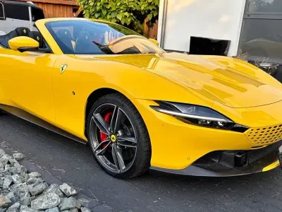 Gebraucht Ferrari Roma 620 PS (456 kW) 2024 Gelb Cabrio