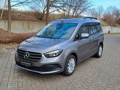 Gebraucht Mercedes T180 Progressive 131 PS (96 kW) 2023 Grau Van / Kleinbus
