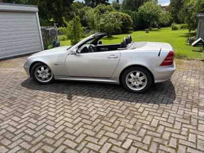 Gebraucht Mercedes SLK230 200 PS (147 kW) 2005 Silber Cabrio