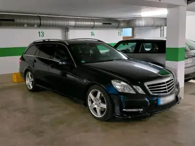 Gebraucht Mercedes E350 265 PS (194 kW) 2011 Blau Kombi