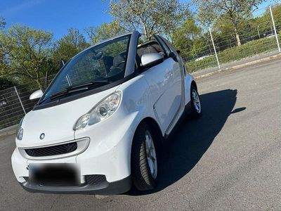 Second-hand Smart ForTwo Cabrio 45 CP (33 kW) 2009 Alb Cabrio