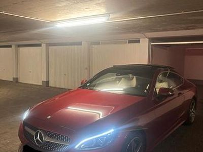 Rot Gebraucht 2016 Mercedes 200 AMG line Coupé | 25.000 € (Fairer Preis)