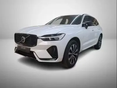 Gebraucht Volvo XC60 Plus 197 PS (144 kW) 2023 Weiß SUV