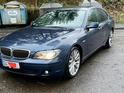 BMW 750