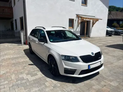 Gebraucht Skoda Octavia RS 184 PS (135 kW) 2015 Weiß Kombi