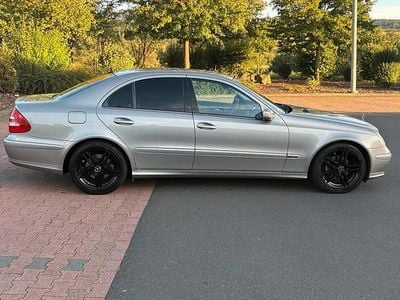 Gebraucht Mercedes E280 Avantgarde 190 PS (139 kW) 2005 Grau Limousine