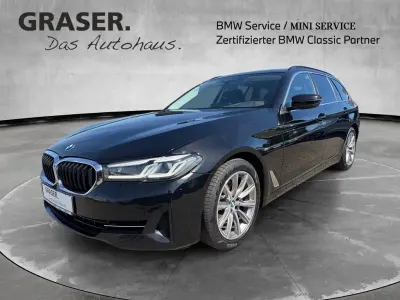 Gebraucht BMW 520 190 PS (139 kW) 2023 Schwarz Kombi