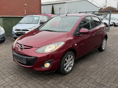 Gebraucht Mazda 2 75 PS (55 kW) 2011 Violet Kleinwagen