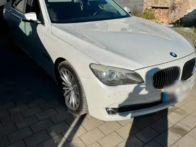 Usata BMW 730 245 CV (180 kW) 2010 Bianco Berlina