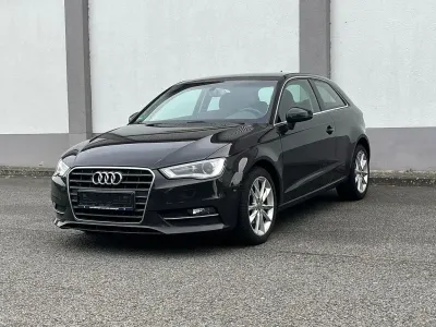 Gebraucht Audi A3 Attraction 105 PS (77 kW) 2013 Braun Limousine