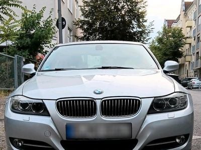 Gebraucht BMW 316 116 PS (85 kW) 2012 Silber Limousine