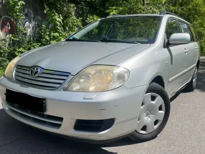 Gebraucht Toyota Corolla 110 PS (80 kW) 2007 Silber Kombi