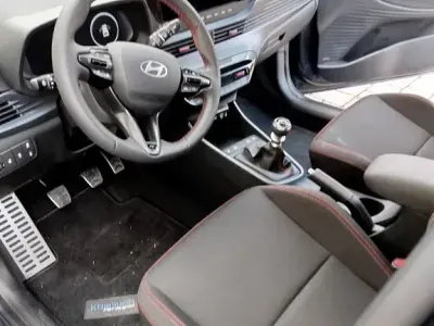 Neu Hyundai i20 N Line 101 PS (74 kW) 2025 Grau Kleinwagen