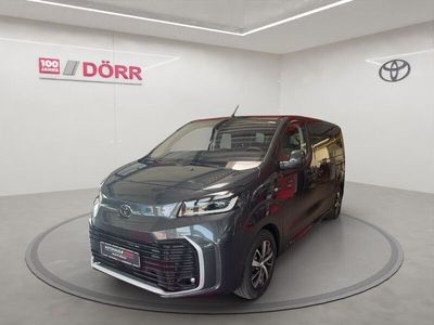 Gebraucht Toyota Proace Verso Team 177 PS (130 kW) 2024 Titanium grey metallic Kombi