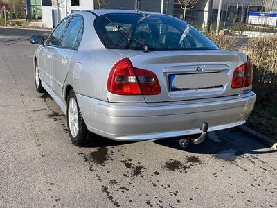 Mitsubishi Carisma