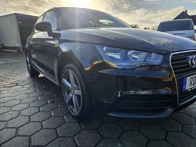 Schwarz Gebraucht 2014 Audi A1 Sportback Sport Kleinwagen | 8.900 € (Fairer Preis)