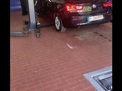 Second-hand BMW 116 136 CP (100 kW) 2016 Negru Hatchback