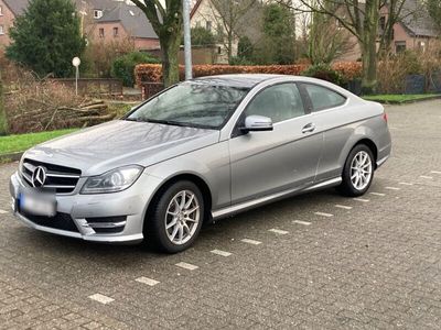 gebraucht Mercedes C220 CDI Coupe AMG line