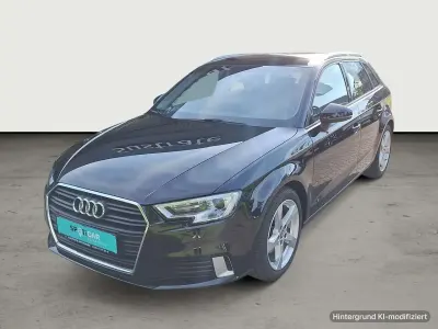 Gebraucht Audi A3 Sport 116 PS (85 kW) 2018 Schwarz Limousine