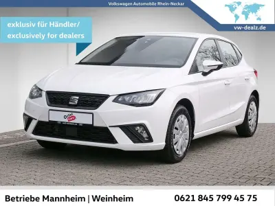 Używany Seat Ibiza Reference 80 KM (58 kW) 2022 Biały Hatchback