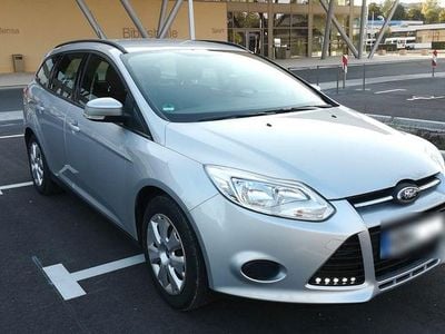 Gebraucht Ford Focus Trend 105 PS (77 kW) 2012 Silber Kombi